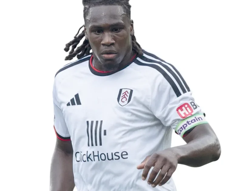Bassey Advocates Patience for Manager Arbeloa Amid Challenges